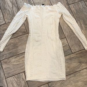 White long sleeve dress